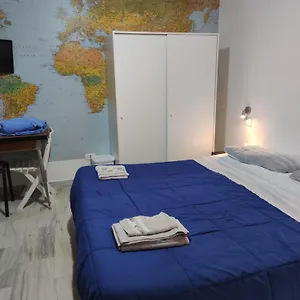 https://apt-monolocale-seaside.taorminaitalyhotels.com