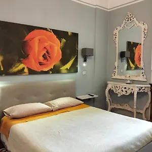 https://casavacanza-le-rose.lecce-hotels.com