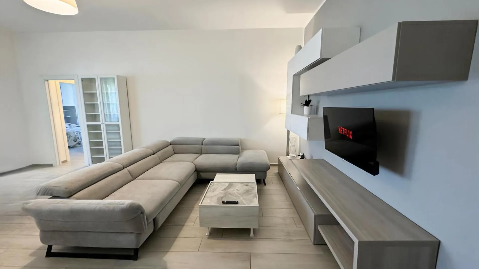 Suite Patrizia - Appartamento In Centro A Modena Apartment
